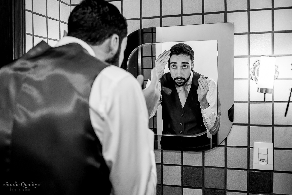 Buffet: Scardini Buffet

Espaço, decoração e buquê: Espaço Garças Pampulha

Produção: Arabela Rios Boudoir de Beleza