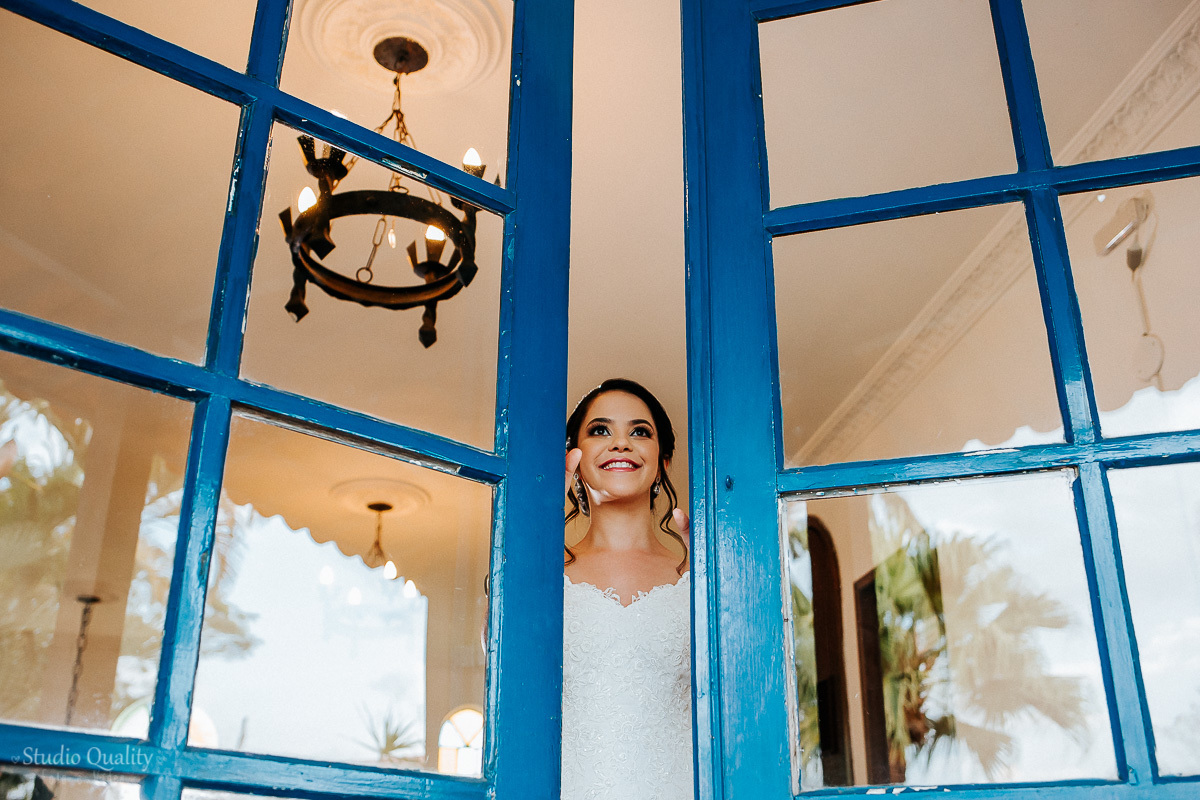 Buffet: Scardini Buffet

Espaço, decoração e buquê: Espaço Garças Pampulha

Produção: Arabela Rios Boudoir de Beleza