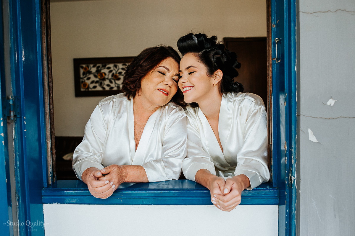 Buffet: Scardini Buffet

Espaço, decoração e buquê: Espaço Garças Pampulha

Produção: Arabela Rios Boudoir de Beleza