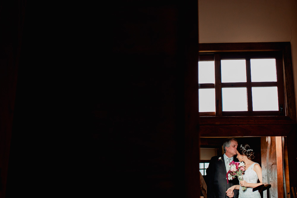 Local: fazenda Arraial Velho - Sabará

Decoração e Buquê: Flores de Provence 

Produção da Noiva: Studio Izabella Reis