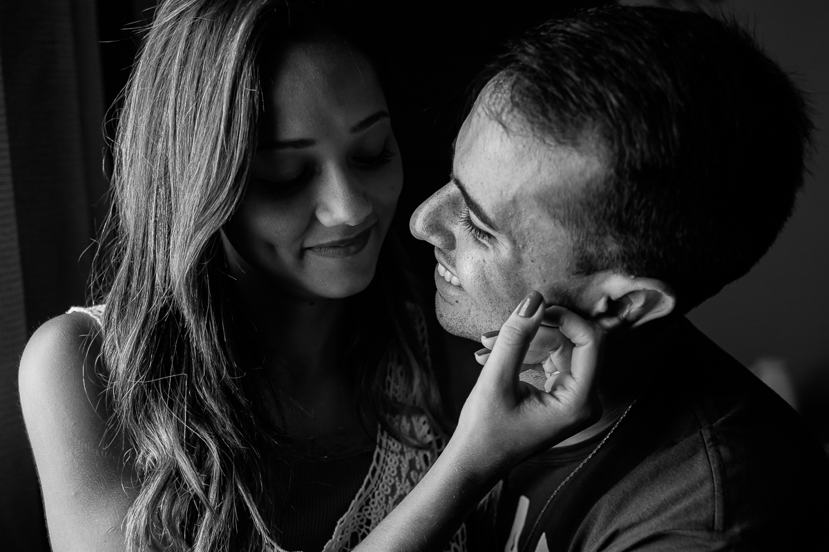 Ensaio realizado em casa. Fotos espontâneas, de chinelo e sem maquiagem. Teve até pet no ensaio!! O cafezinho estava gostoso.