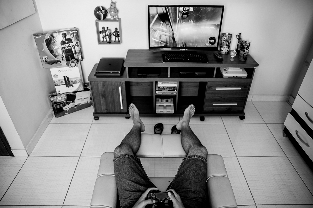 Ensaio realizado em casa. Fotos espontâneas, de chinelo e sem maquiagem. Teve até pet no ensaio!! O cafezinho estava gostoso.