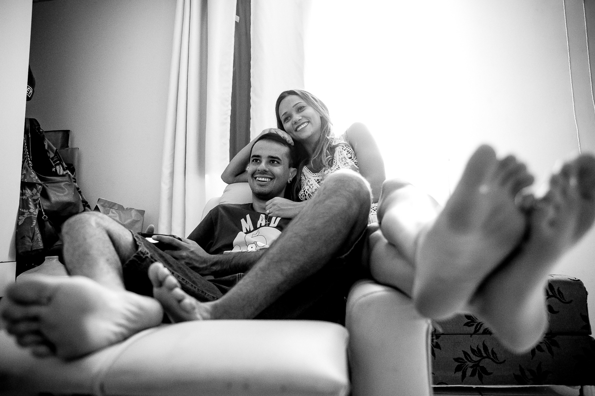 Ensaio realizado em casa. Fotos espontâneas, de chinelo e sem maquiagem. Teve até pet no ensaio!! O cafezinho estava gostoso.