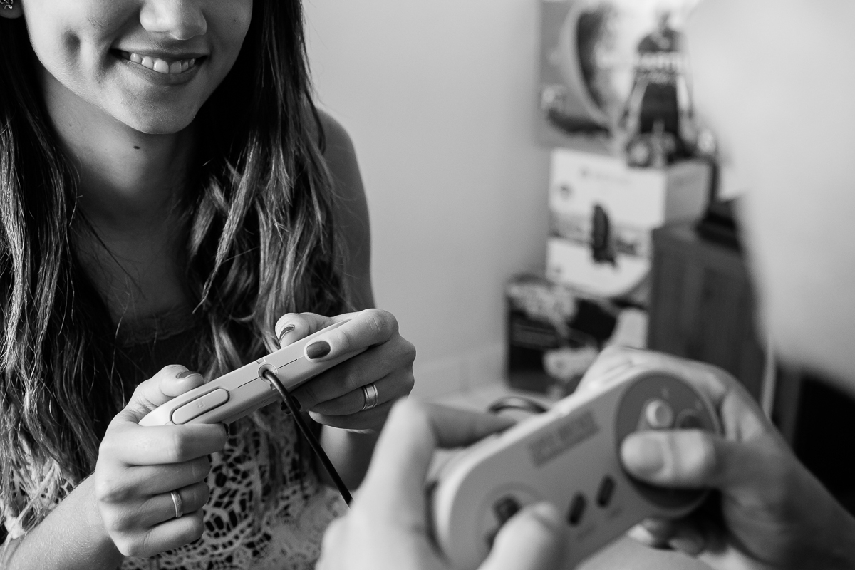 Ensaio realizado em casa. Fotos espontâneas, de chinelo e sem maquiagem. Teve até pet no ensaio!! O cafezinho estava gostoso.