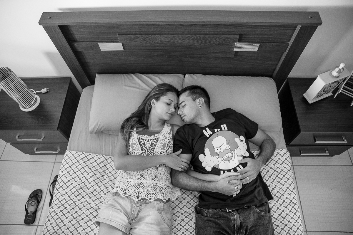 Ensaio realizado em casa. Fotos espontâneas, de chinelo e sem maquiagem. Teve até pet no ensaio!! O cafezinho estava gostoso.