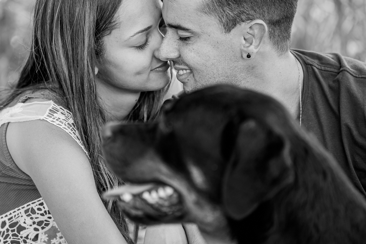 Ensaio realizado em casa. Fotos espontâneas, de chinelo e sem maquiagem. Teve até pet no ensaio!! O cafezinho estava gostoso.