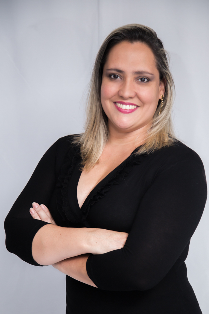 Sobre Paula Dias - Fotógrafa Infantil, pet, geral em Volta Redonda RJ e região