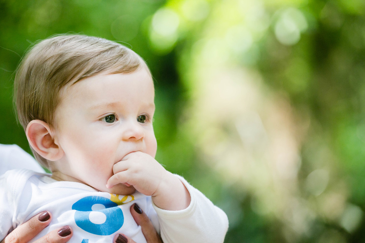 bebê de 8 meses