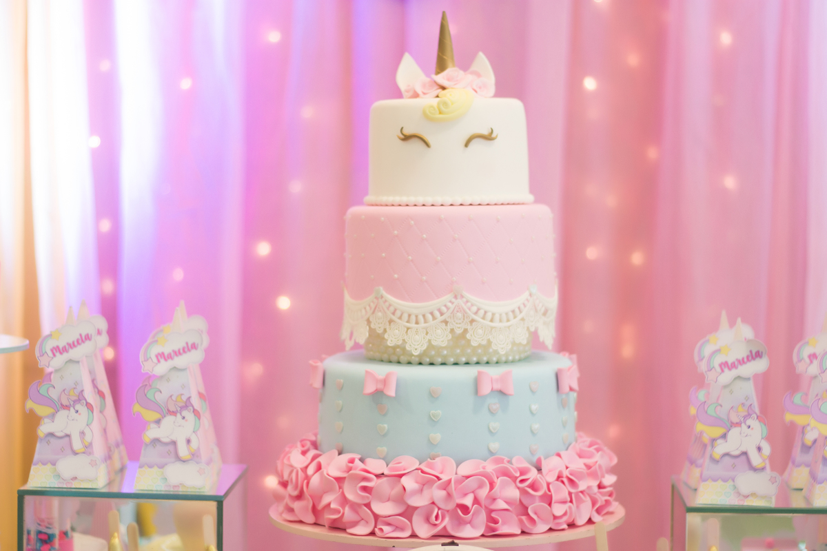 Imagem capa - Aniversários por Carolina Cardoso