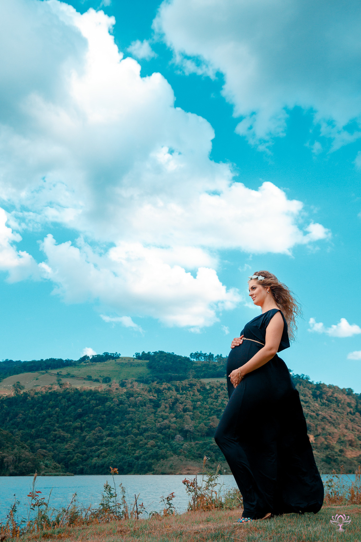 foto de gestante ao ar livre
