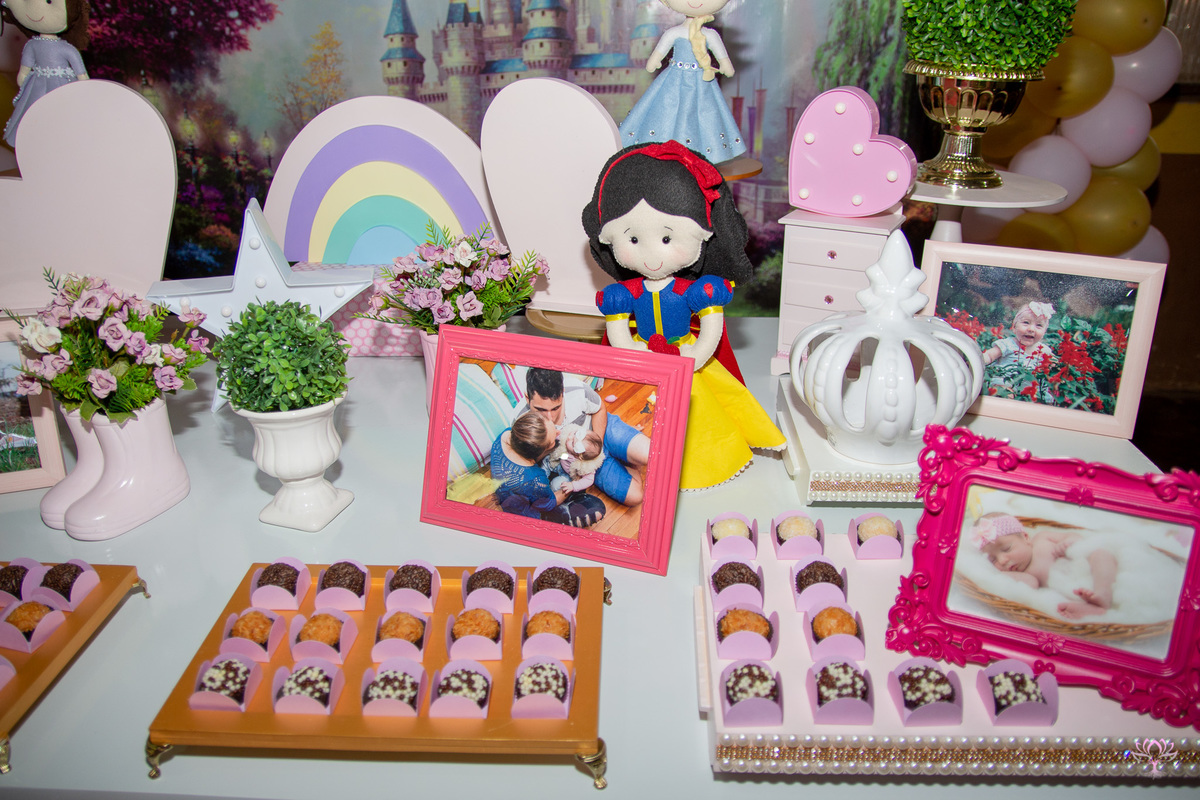 detalhes da decoração da festa de 1 ano