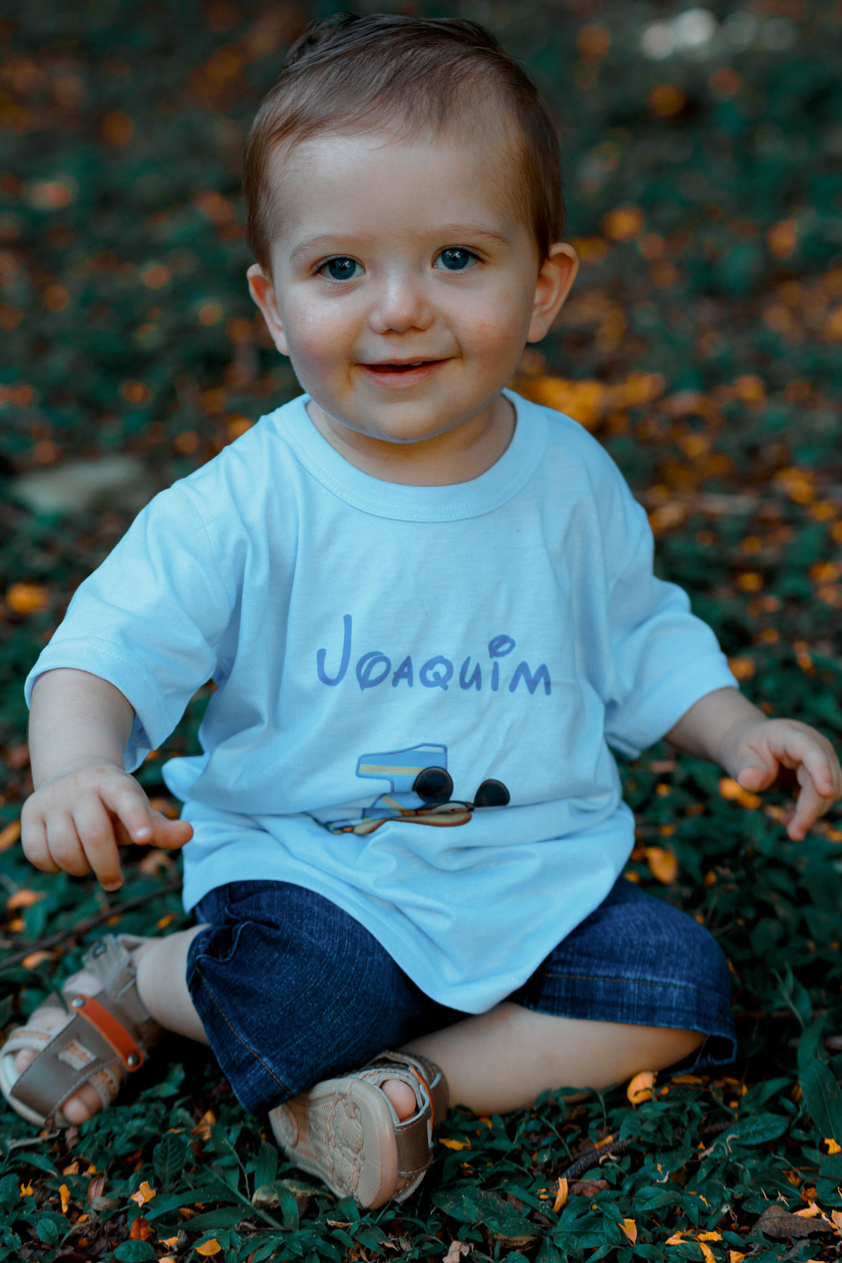 bebê sorrindo pra foto