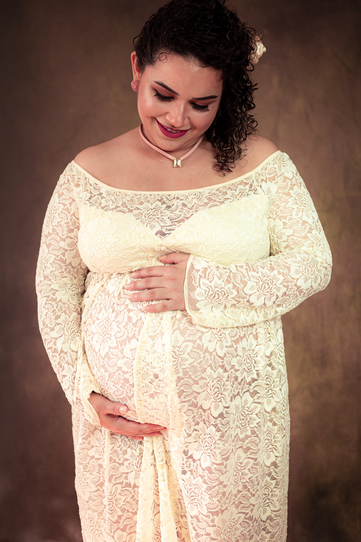 foto de gestante no estudio Glaucia Costa retratos da Alma