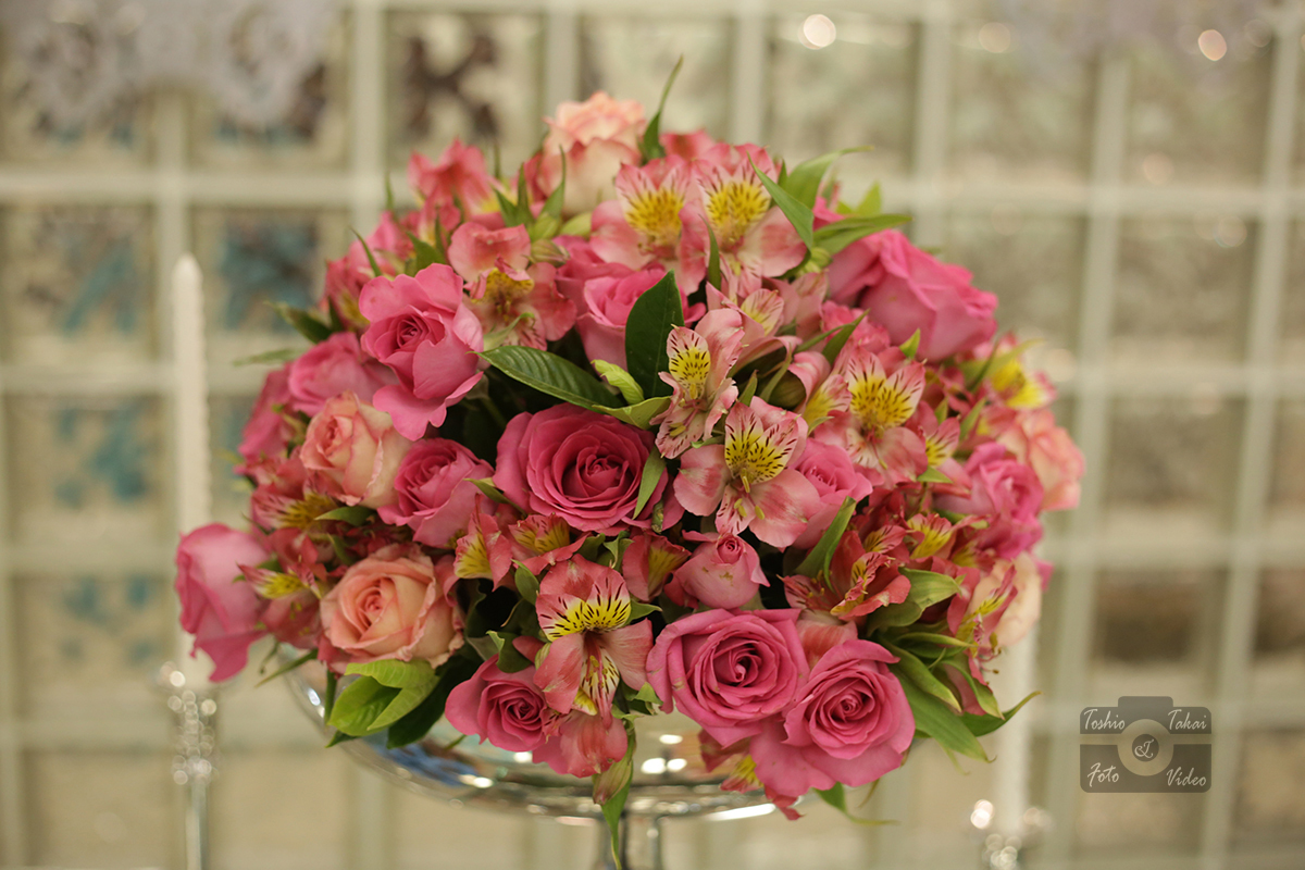 Giovanna-15-anos-decoração-flores-Akio-decoração