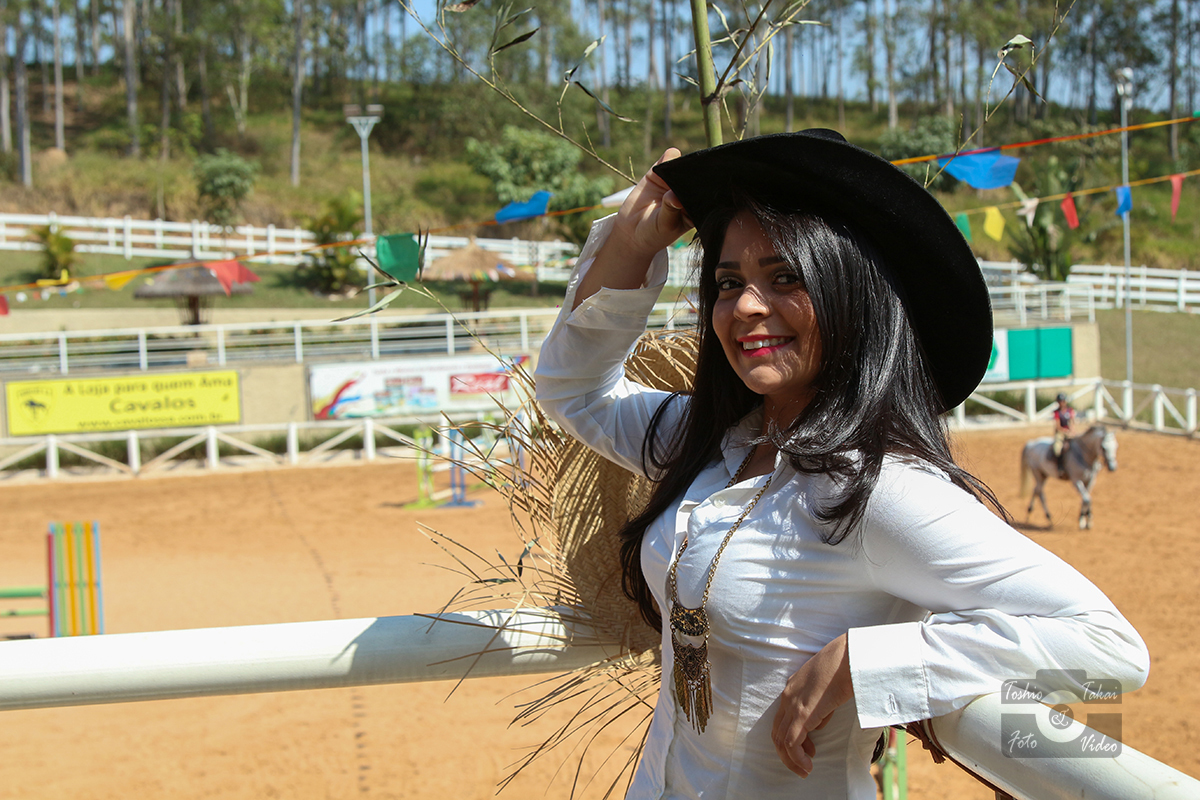 Um lindo dia de sol para fotografar a linda Giovanna