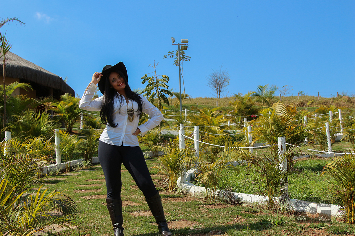 Um lindo dia de sol para fotografar a linda Giovanna