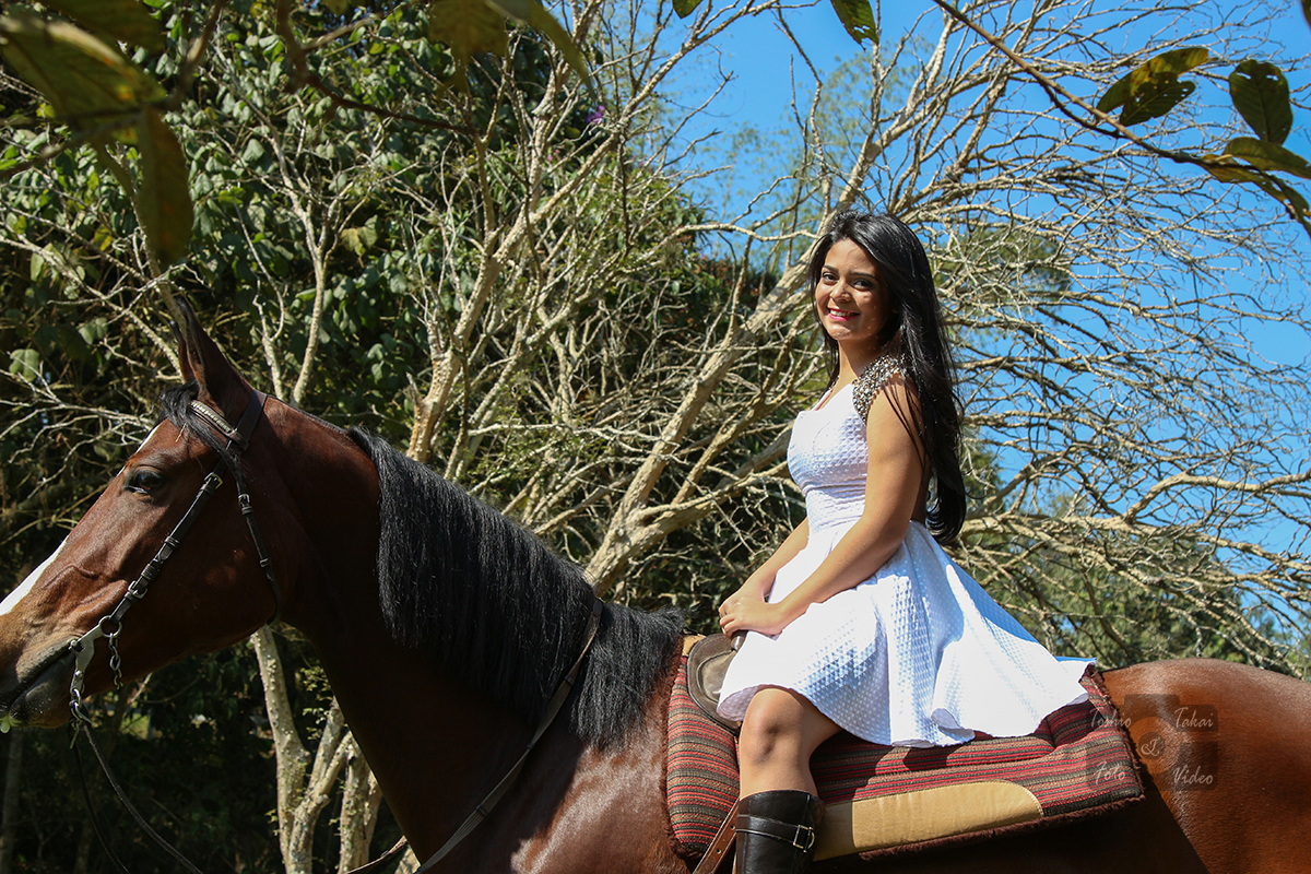 Um lindo dia de sol para fotografar a linda Giovanna