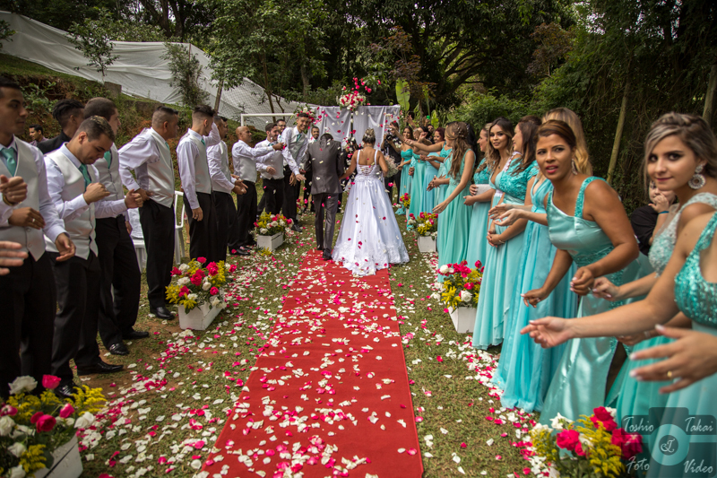 saida dos noivos