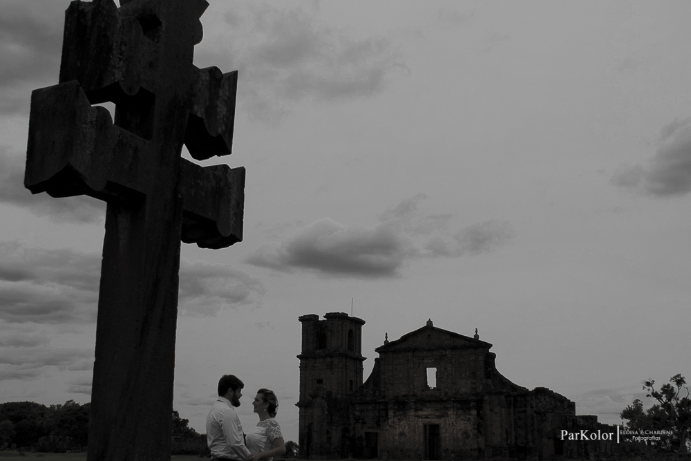 Parkolor fotografias
Gravataí, Glorinha, Santo Antônio
casamento, evento, ensaio, vestido de noiva rodado, crooped de renda, véu,céu azul, pasisagem,dança dos noivos, buque de flores, filmagem, clipe, drone, foto

