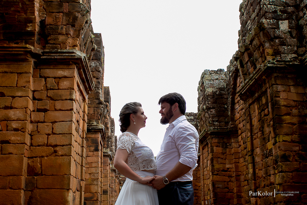 Parkolor fotografias
Gravataí, Glorinha, Santo Antônio
casamento, evento, ensaio, vestido de noiva rodado, crooped de renda, véu,céu azul, pasisagem,dança dos noivos, buque de flores, filmagem, clipe, drone, foto

