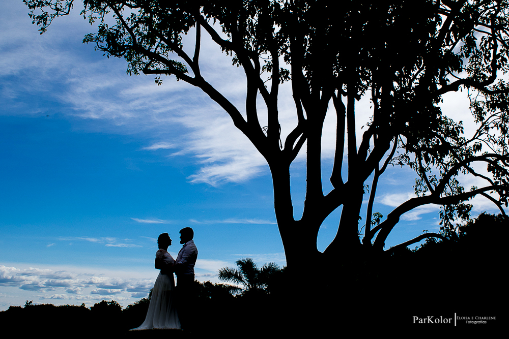 Parkolor fotografias
Gravataí, Glorinha, Santo Antônio
casamento, evento, ensaio, vestido de noiva rodado, crooped de renda, véu,céu azul, pasisagem,dança dos noivos, buque de flores, filmagem, clipe, drone, foto
