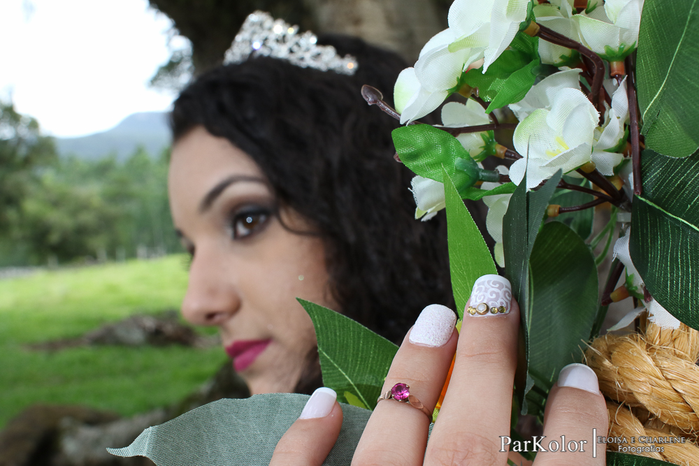 Parkolor fotografias
Gravataí, Glorinha, Santo Antônio
15 anos, ensaio externo, morro da borrucia, vestido azul, look com short, crooped branco, make, cachoeira, pedras, vestido rose, fumaça colorida, balanço de flores, paisagem, filmagem, drone, foto