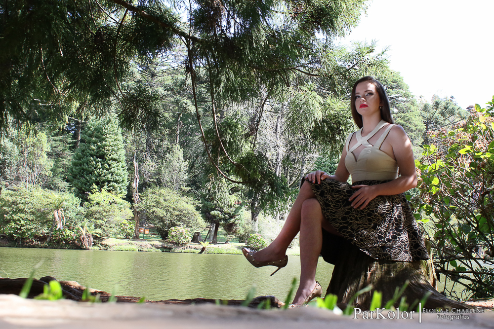 Fran_Externa_ Serra Gaúcha_Gramado_Linda_Make_Fotos_Parkolor_Ensaio_15th_Festa_Lago Negro_Pedalinho_Menina_Mulher