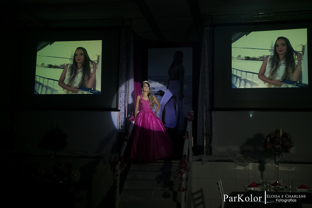 Parkolor fotografias
Gravataí, Glorinha, Santo Antônio
15 anos,festa de 15 anos, decoração,
vestidos rosa rodado com renda e pedras brilhosas,salão de beleza, família completa, dj, pista de dança, homenagem, ternos, vestidos, filmagem, drone, foto
