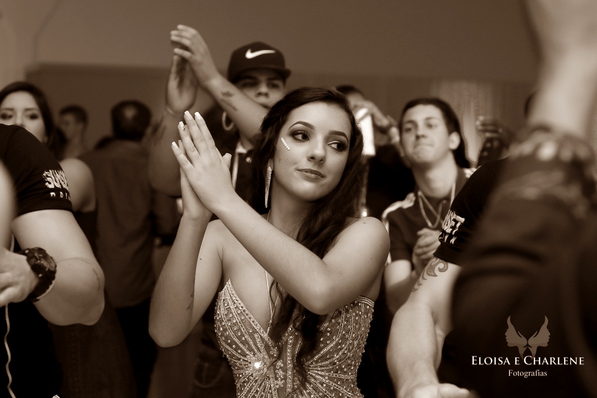 Parkolor fotografias
Gravataí, Glorinha, Santo Antônio
15 anos,festa de 15 anos, decoração,
vestidos azul rodado, família completa, padrinhos, madrinha, homenagem, ternos, vestidos, filmagem, drone, foto