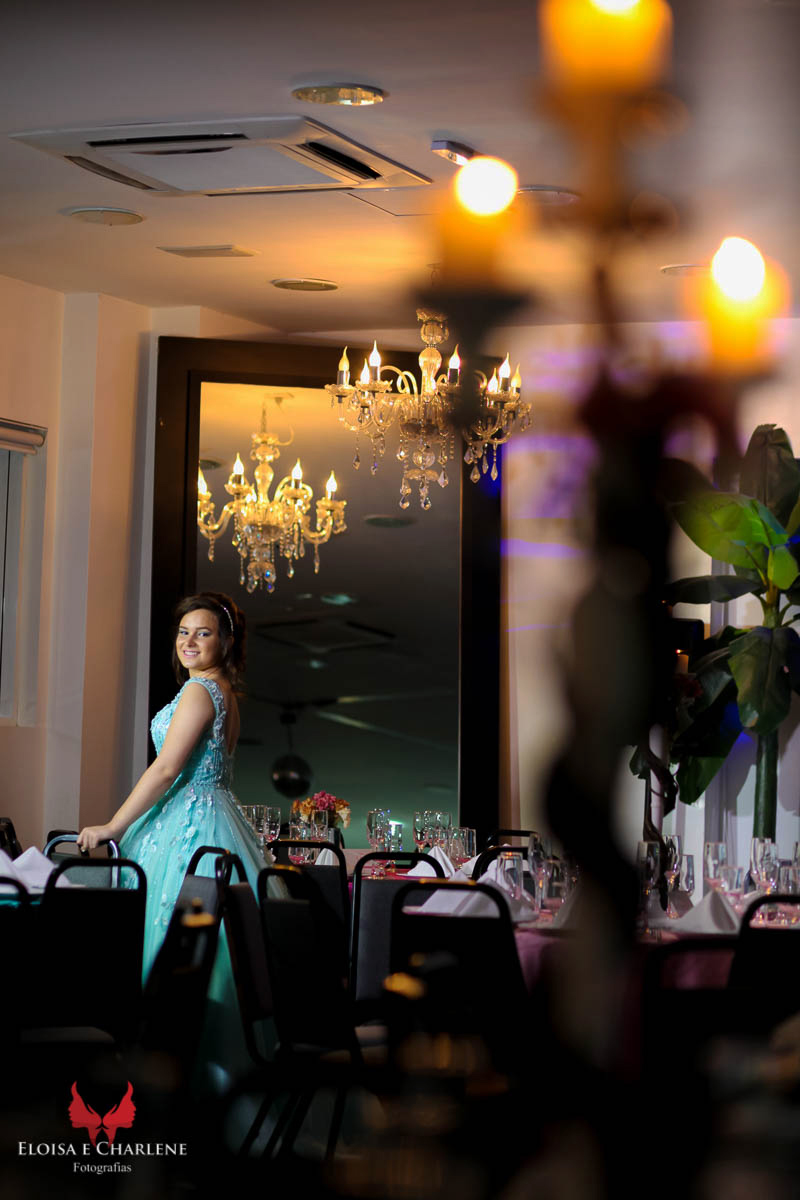 Parkolor fotografias
Gravataí, Glorinha, Santo Antônio
evento 15 anos, ensaio externo, vestido azul com renda e rosa família completa, netos, ternos, vestidos, filmagem, drone, foto