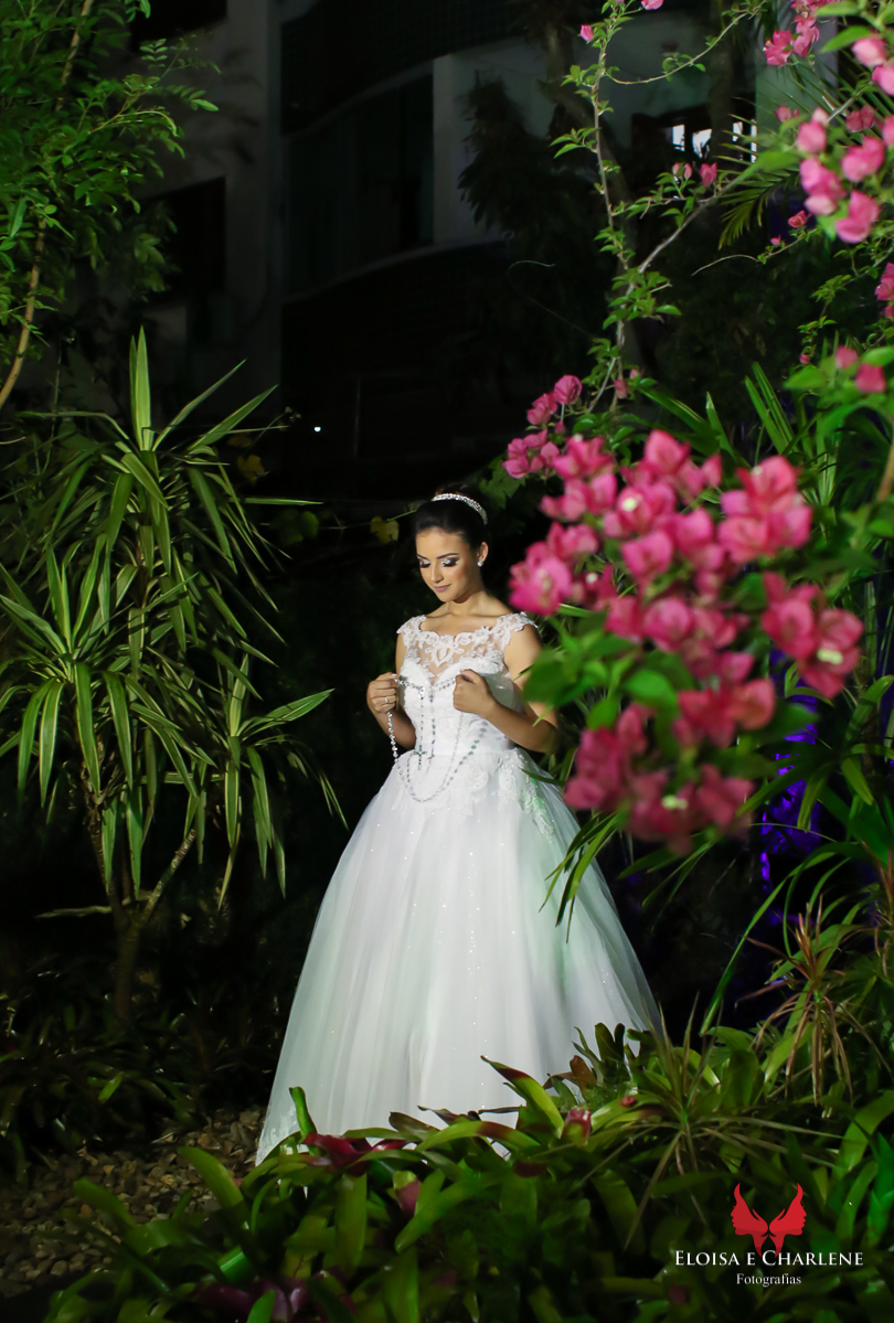 Parkolor fotografias
Gravataí, Glorinha, Santo Antônio
casamento, foto na paisagem do salão de festa, família completa, netos, ternos, vestidos, filmagem, drone, foto