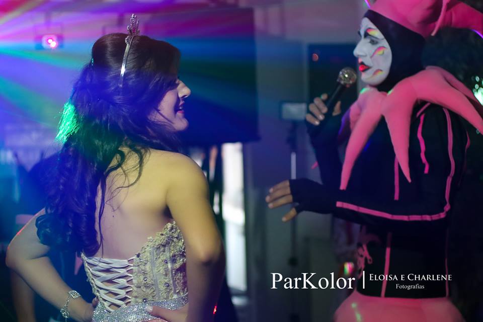 Parkolor fotografias
Gravataí, Glorinha, Santo Antônio
15 anos,festa de 15 anos, decoração,
vestido rosa rodado com renda, família, padrinhos, madrinha, homenagem, amigas, ternos, vestidos, dança,balada, filmagem, drone, foto