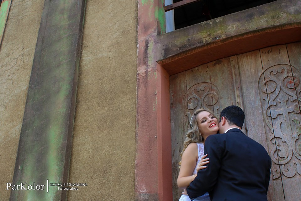 Parkolor fotografias
Gravataí, Glorinha, Santo Antônio
casamento, evento, ensaio, vestido de noiva rodado, crooped de renda, véu,céu azul, pasisagem,dança dos noivos, buque de flores, filmagem, clipe, drone, foto
