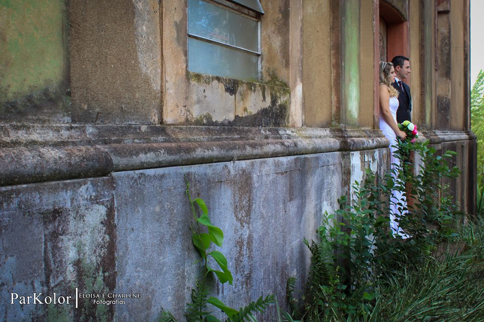 Parkolor fotografias
Gravataí, Glorinha, Santo Antônio
casamento, evento, ensaio, vestido de noiva rodado, crooped de renda, véu,céu azul, pasisagem,dança dos noivos, buque de flores, filmagem, clipe, drone, foto
