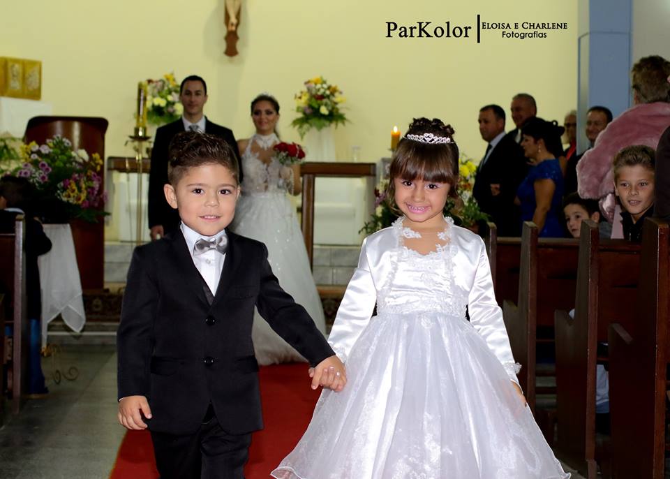 Parkolor fotografias
Gravataí, Glorinha, Santo Antônio
casamento, evento, ensaio, vestido de noiva, igreja, decoração, família, filmagem, drone, foto