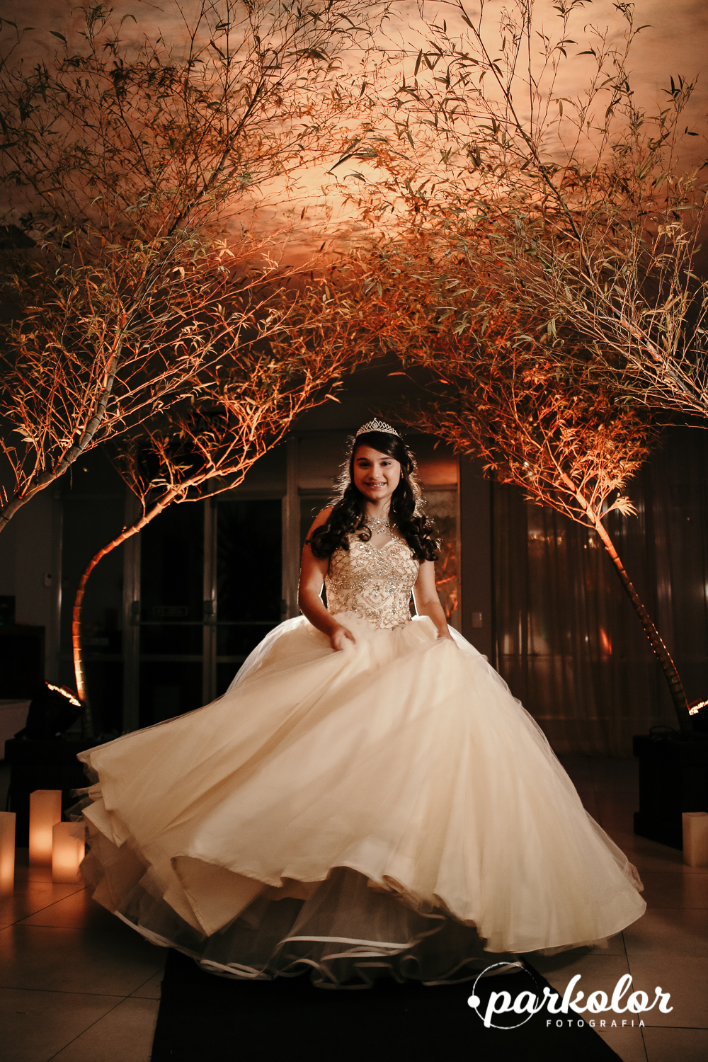 debutante dançando coreografia pra fotografia criativa pra foto da Parkolor