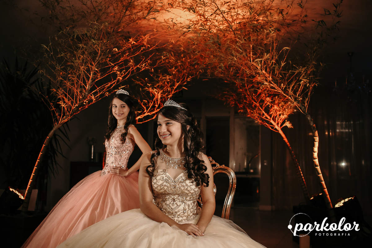 Gêmeas de 15 anos na foto da Parkolor