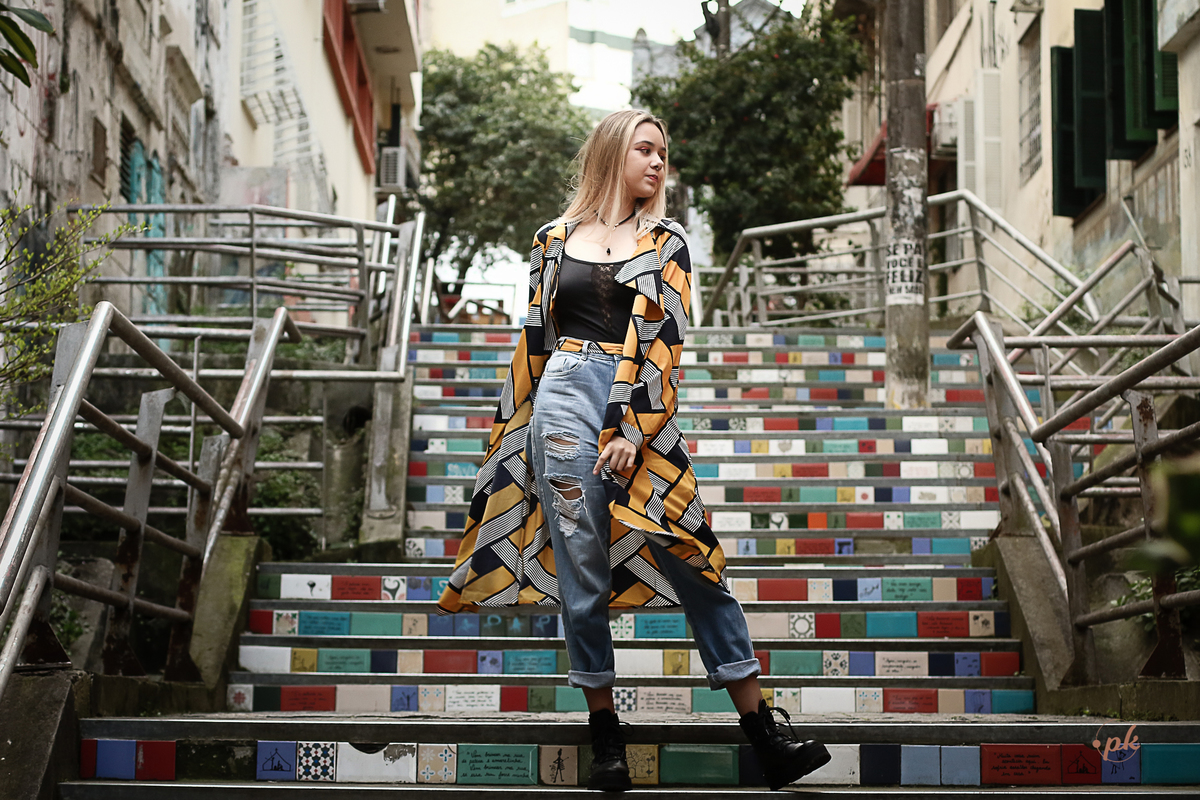 Ensaio Feminino, Parkolor Fotografia, foto, filmagem, drone, Gravataí, Porto Alegre, pichação parede, look extrovertido, cabelo raspado, fotos urbanas, make, fotos noite, jaqueta couro, fotos com irmã, piercing 