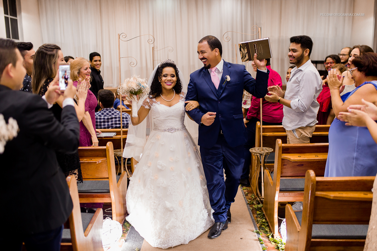 Fotógrafo de casamento manaus, Pre Wedding Manaus, Casamento Manaus, Fotógrafo de casamento em manaus, fotógrafo em manaus, fotografia de casamento manaus,
noivos, igreja batista de cachoeira, casamento com emoção, casamento batista, pezzini fotografia