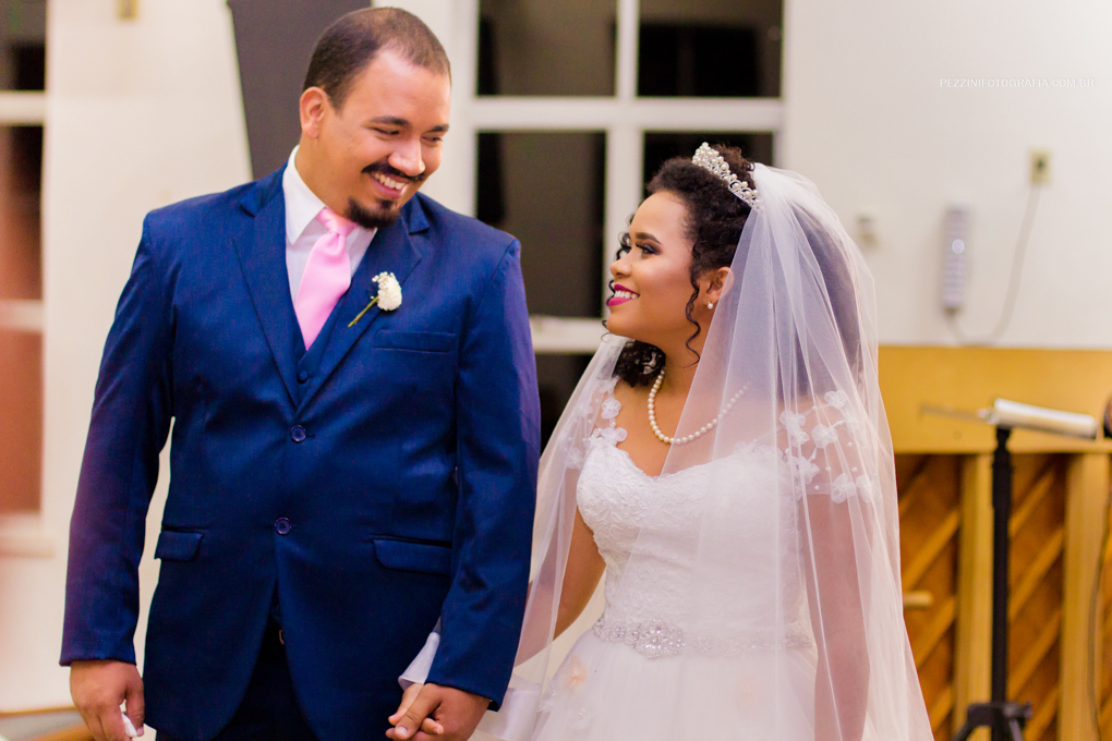Fotógrafo de casamento manaus, Pre Wedding Manaus, Casamento Manaus, Fotógrafo de casamento em manaus, fotógrafo em manaus, fotografia de casamento manaus,
noivos, igreja batista de cachoeira, casamento com emoção, casamento batista, pezzini fotografia