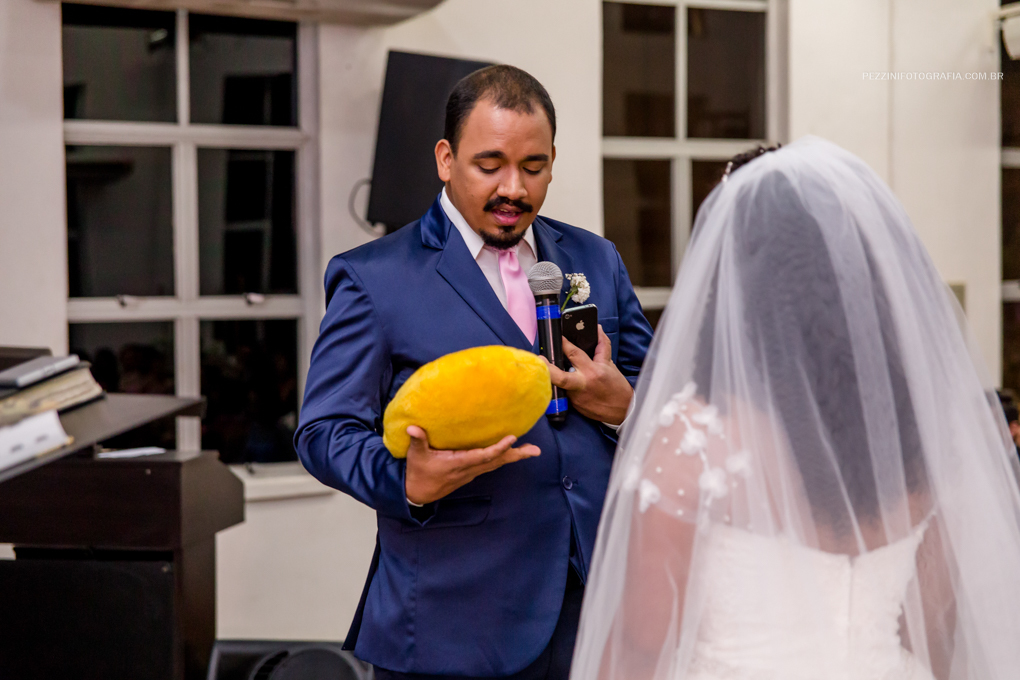 Fotógrafo de casamento manaus, Pre Wedding Manaus, Casamento Manaus, Fotógrafo de casamento em manaus, fotógrafo em manaus, fotografia de casamento manaus,
noivos, igreja batista de cachoeira, casamento com emoção, casamento batista, pezzini fotografia