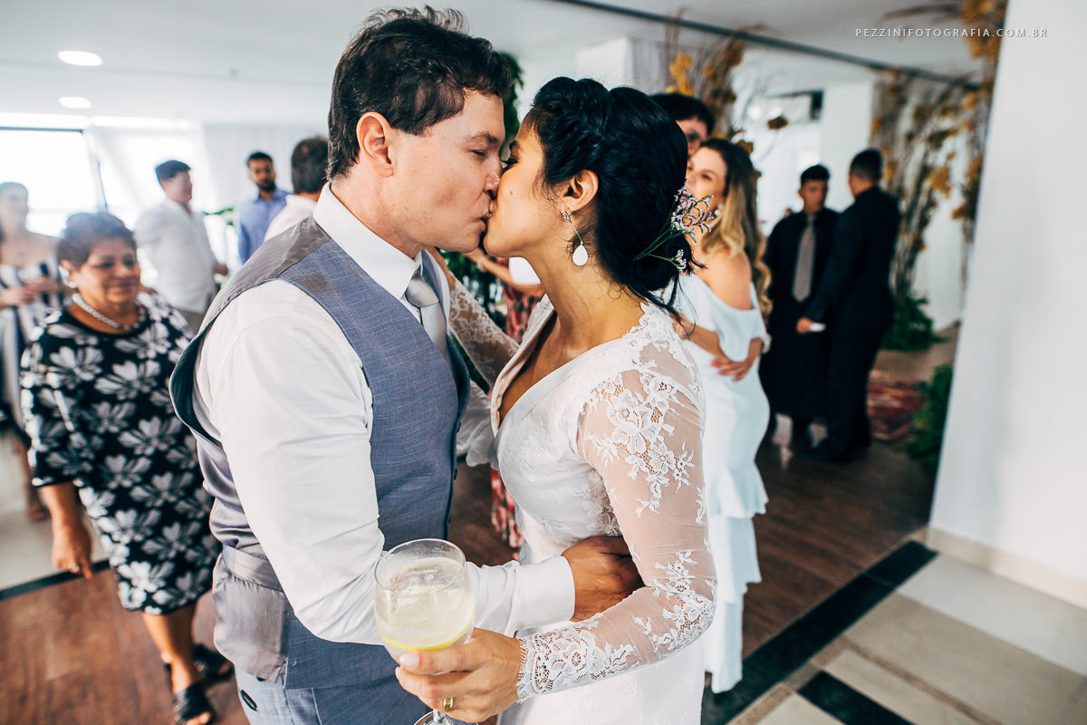 Fotografo de casamento manaus, Pre Wedding Manaus, Casamento Manaus, flat tropical, igreja Nossa senhora da Amazônia, dia da noiva, maki off, pezzinifotografia, entrada casamento, fotografia de casamento manaus, pezzinifotografia, andre e silvia, rústico