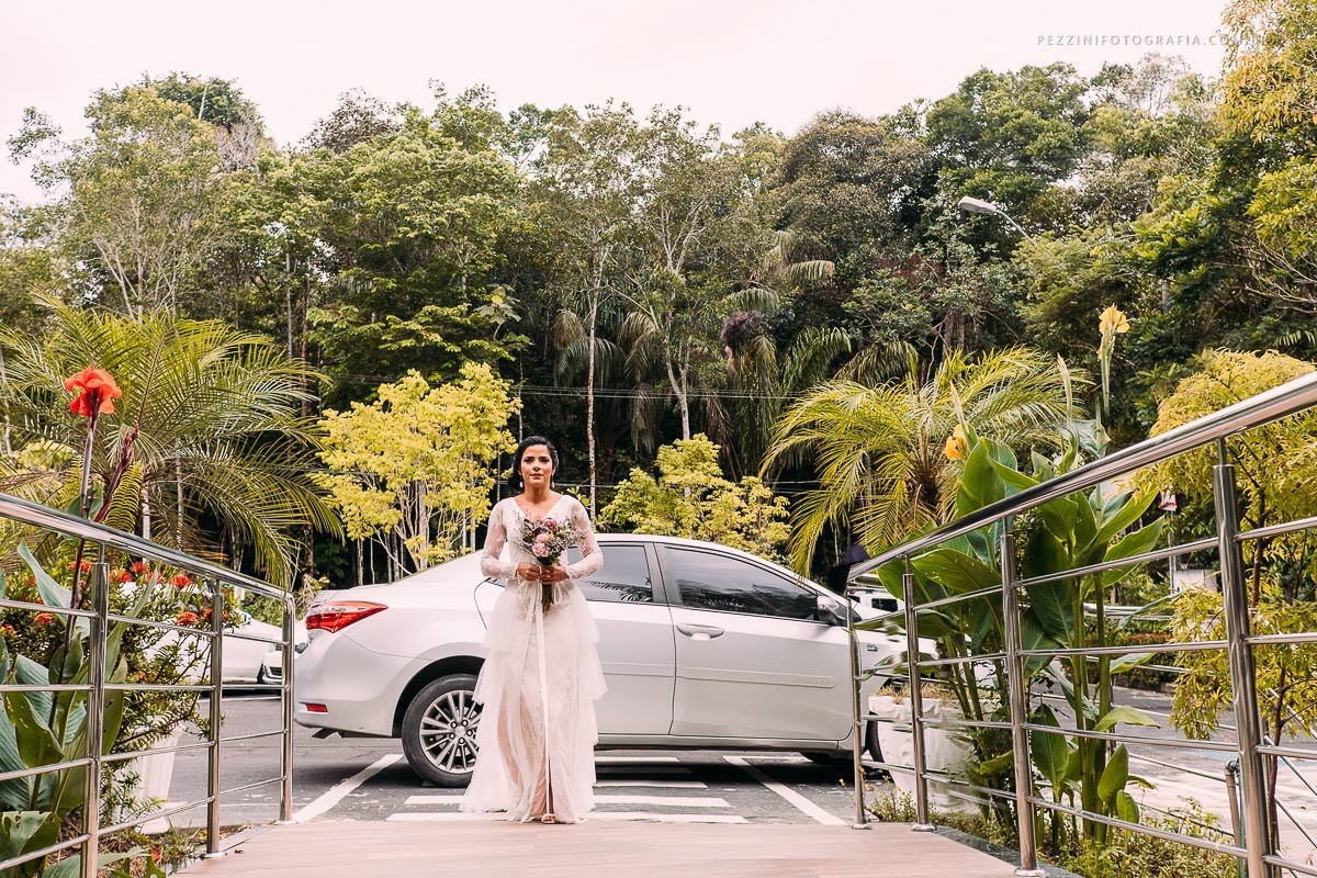Fotografo de casamento manaus, Pre Wedding Manaus, Casamento Manaus, flat tropical, igreja Nossa senhora da Amazônia, dia da noiva, maki off, pezzinifotografia, entrada casamento, fotografia de casamento manaus, pezzinifotografia, andre e silvia, rústico