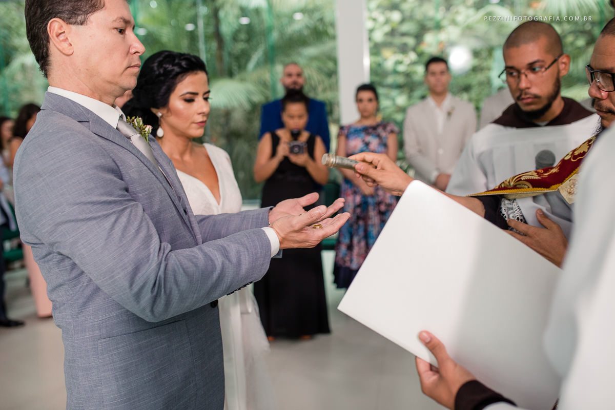 Fotografo de casamento manaus, Pre Wedding Manaus, Casamento Manaus, flat tropical, igreja Nossa senhora da Amazônia, dia da noiva, maki off, pezzinifotografia, entrada casamento, fotografia de casamento manaus, pezzinifotografia, andre e silvia, rústico