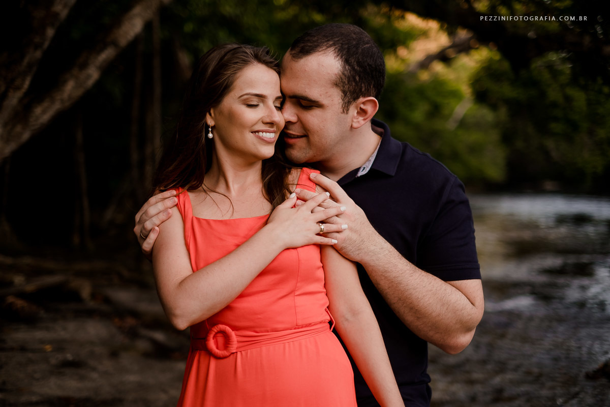 Ensaio pré casamento, fotografo de casamento em manaus, pezzini fotografia, pezzinifotografia, ensaio em presidente Figueiredo, ensaio fotografico manaus, casamento iranbuba, casamento por do sol manaus, cachoeira da iracema, foto espontânea, sidia manaus