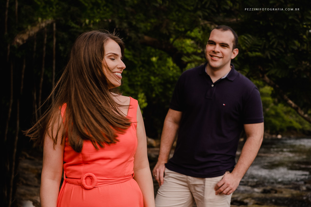 Ensaio pré casamento, fotografo de casamento em manaus, pezzini fotografia, pezzinifotografia, ensaio em presidente Figueiredo, ensaio fotografico manaus, casamento iranbuba, casamento por do sol manaus, cachoeira da iracema, foto espontânea, sidia manaus