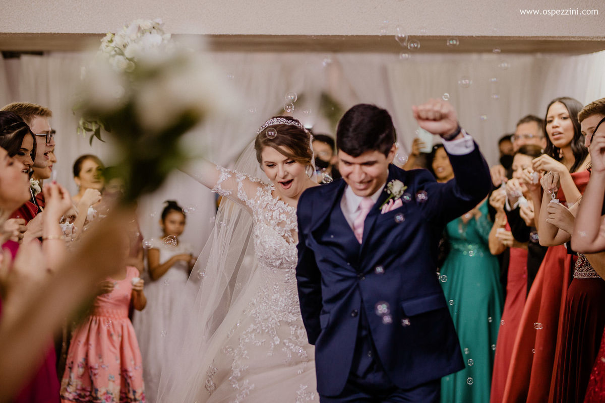 casamento na Igreja Presbiteriana/Angelus Festa, Casamento Clássico, Fotografia Clássica, Casal Espontâneo, Casamento na Igreja, Fotografo de Casamento Clássico, Casal Feliz, Pais Acolhedores, Casamento Religioso, Casamento Manaus.