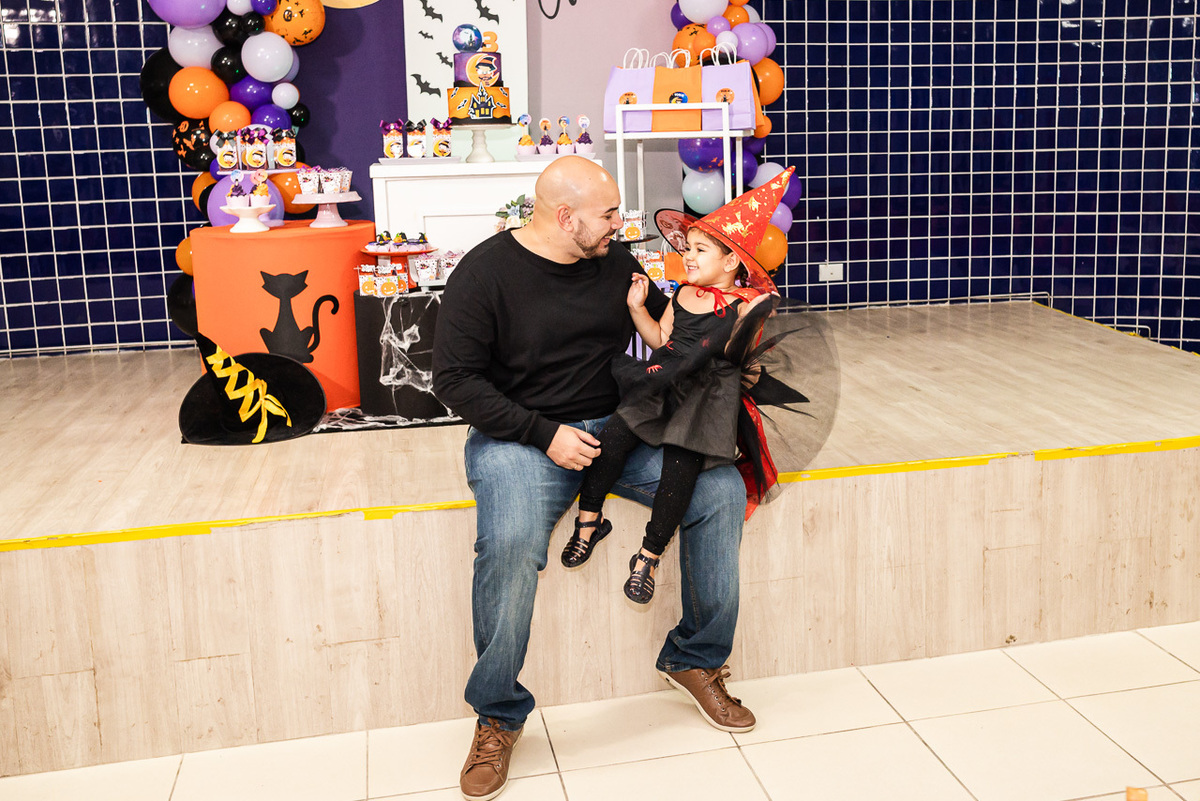 Fotos de Aniversário em Recife | Maya |
@silvanacamelofotografia, 
© Silvana Camelo Fotografia, 
3 Anos, 
2023, 
Aniversário, 
Aniversário Infantil, 
Brasil, 
Bruxinha, 
Comemoração, 
Família, 
Festa,  
Fotógrafa em Recife, 
Fotógrafa Infantil,
Maia,
