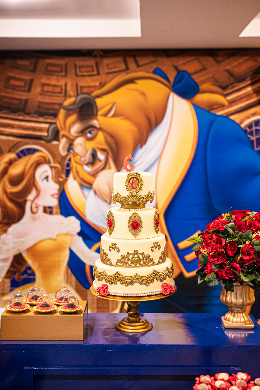 Fotos de Aniversário em Recife | Clara |
@silvanacamelofotografia, 
© Silvana Camelo Fotografia, 
6 Anos, 
2023, 
Aniversário, 
Av. Beira Rio, 
Bela e a Fera, 
Brasil, 
Clara, 
Comemoração, 
Família, 
Festa, 
Fotógrafo, 
Fotógrafo em Recife,
Princesa