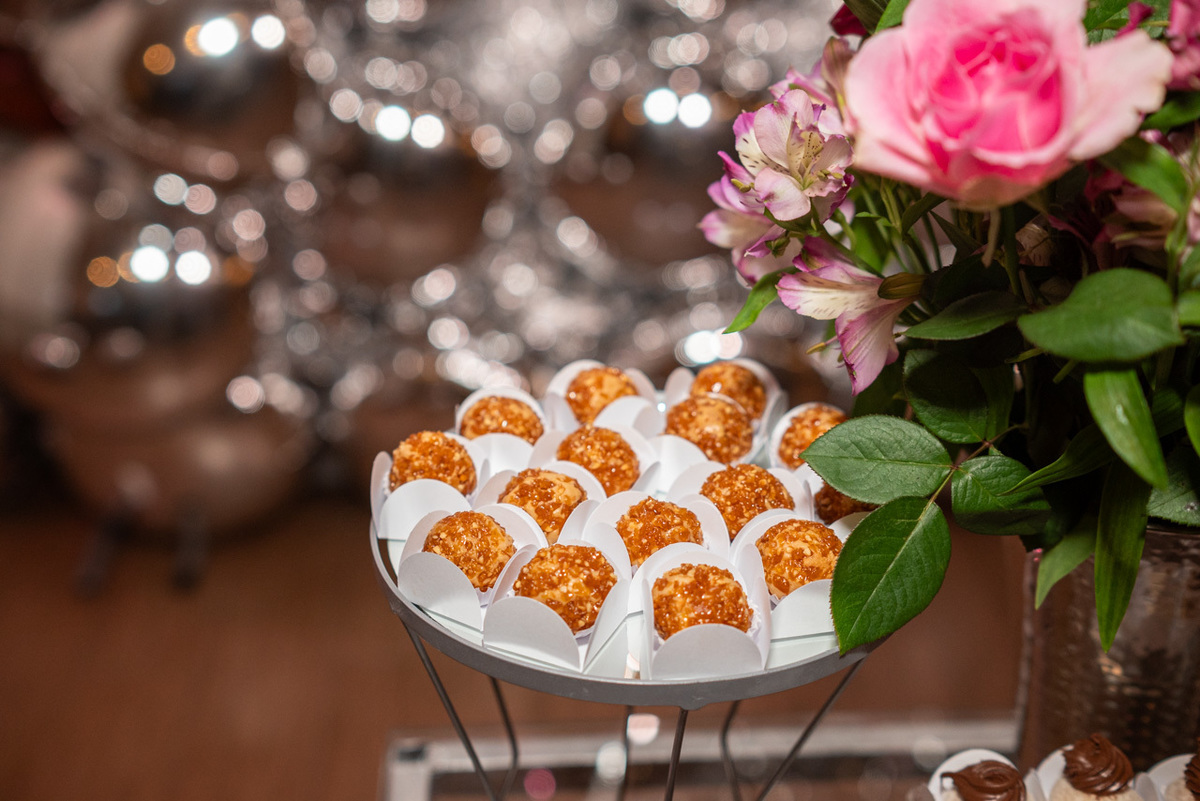 Fotos de Aniversário em Recife | Nataly Cavalcanti |
@silvanacamelofotografia,
© Silvana Camelo Fotografia,
40 Anos
 Aniversário,
Boa Viagem,
Brasil,
Comemoração,
Família,
Fotógrafo,
Fotógrafo em Recife,
Lê Parc,
Nataly,
Pernambuco,
Recife,
Salão de Festa